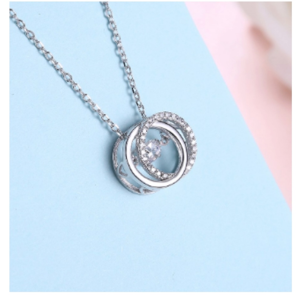 Gorgeous  925 Sterling Silver Necklace - Picture 5 of 8